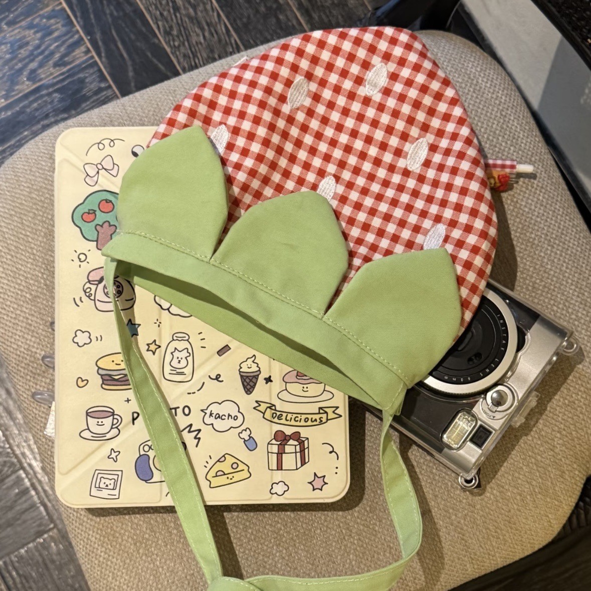 Sac à bandoulière japonais pou - Luxury Bags Cute avis et prix