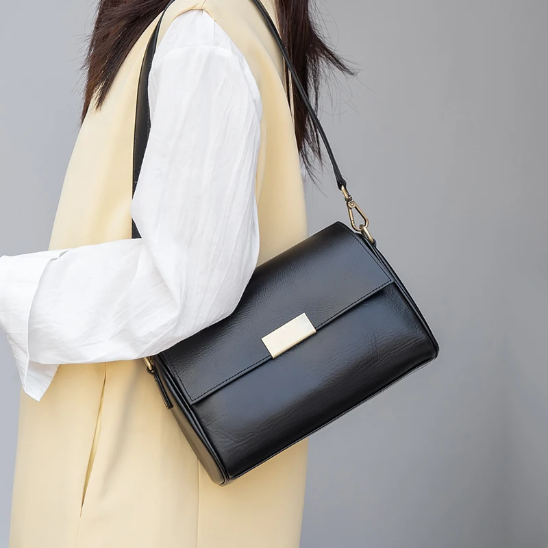 Sac à bandoulière en cuir de v - Luxury Bags Wholesale avis et prix