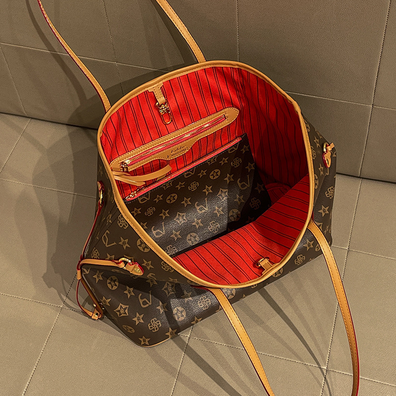 Sac à langer élégant en cuir,  - Luxury Bags Paris avis et prix