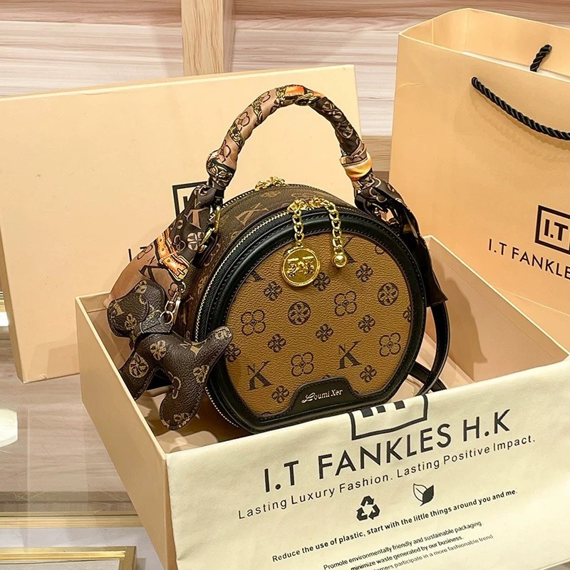 Sac à bandoulière en cuir de l - Luxury Bags Paris avis et prix