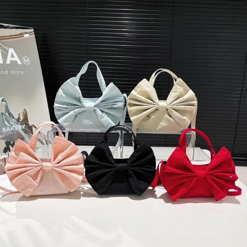 Sac à langer chic pour femmes  - Luxury Bags Paris avis et prix