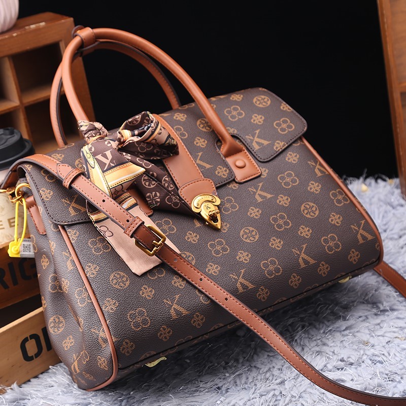 Sac à main léger de marque de  - Luxury Bags Reseller avis et prix