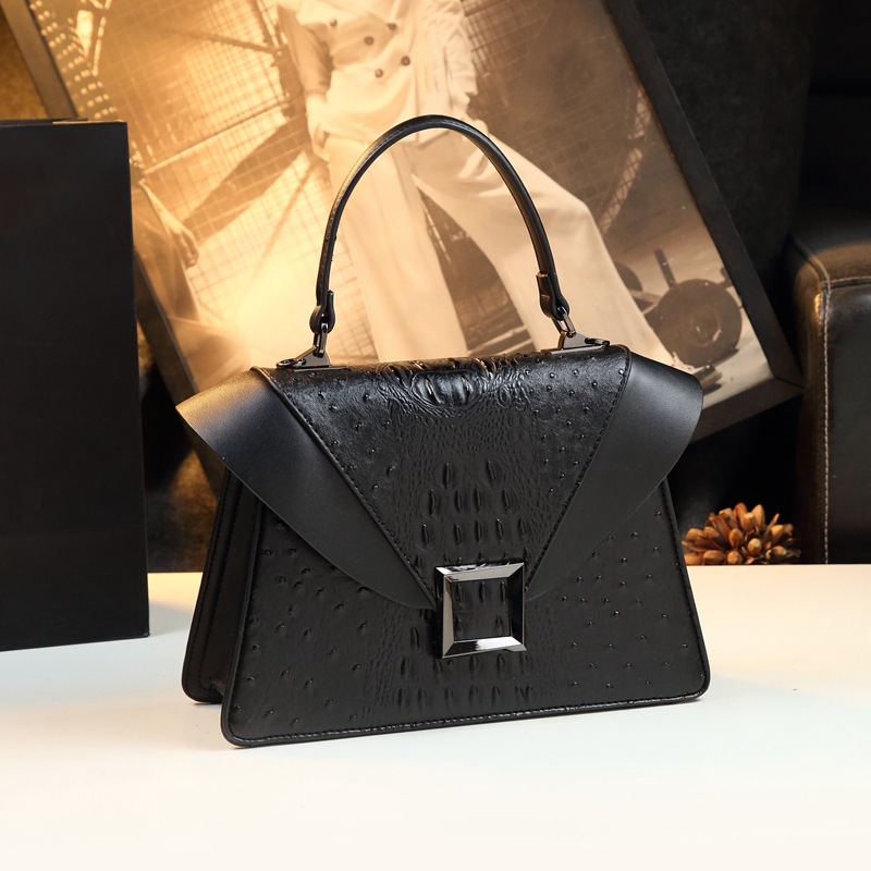 Sac à langer en cuir, sac à ba - Luxury Bags Paris avis et prix