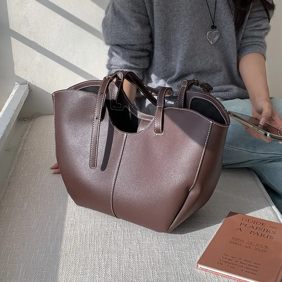Sac à main vintage en cuir PU  - Luxury Bags Reseller avis et prix